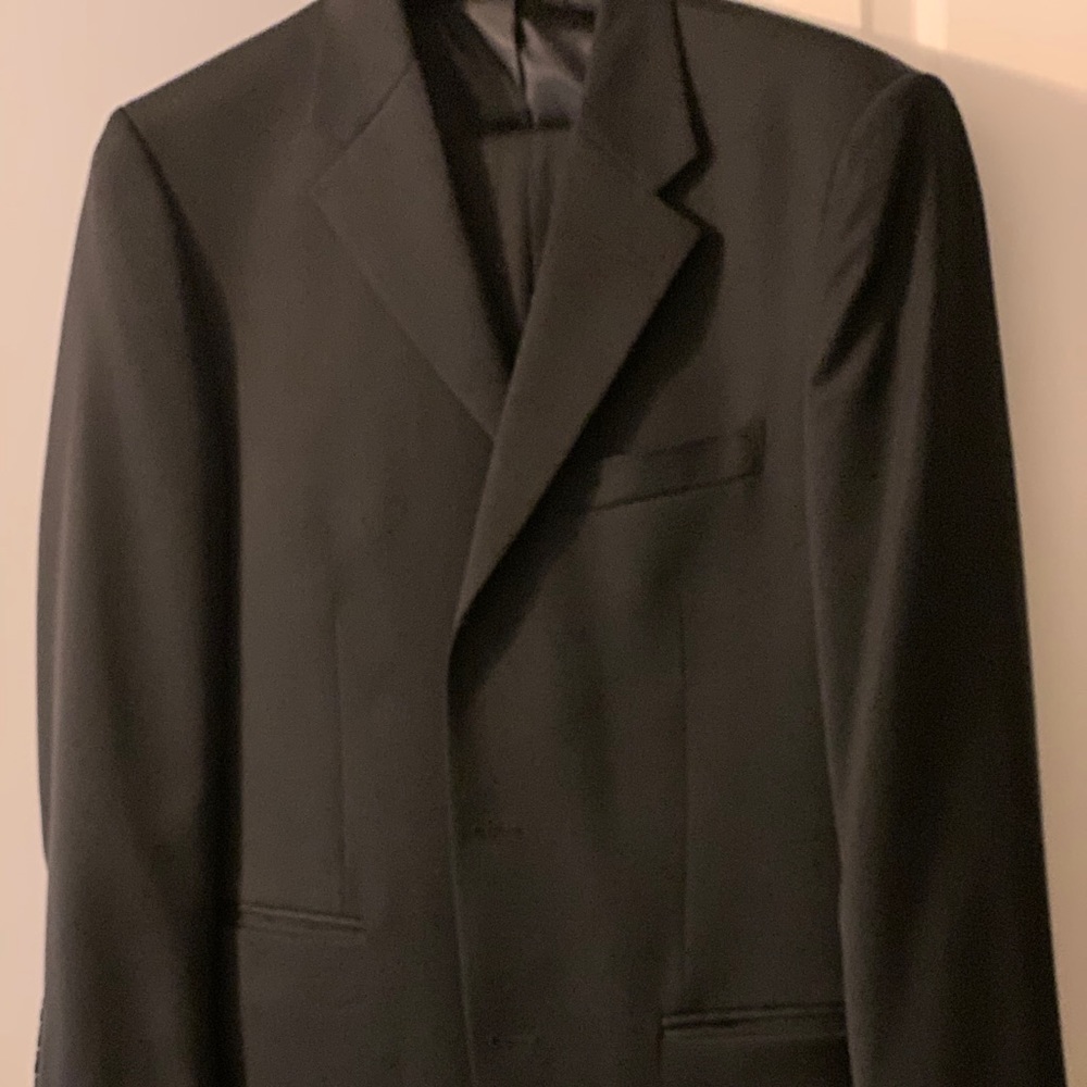 Jones New York men’s suite